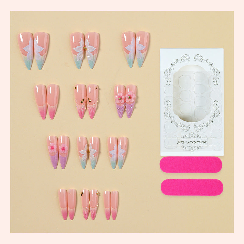 Elegantes Künstlerisches Press-On-Nagelset mit Blumendesigns Brehn