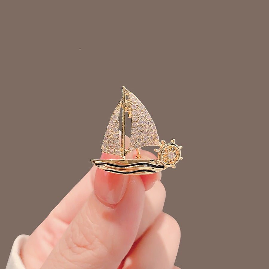 Elegante Segelboot Brosche Brehn