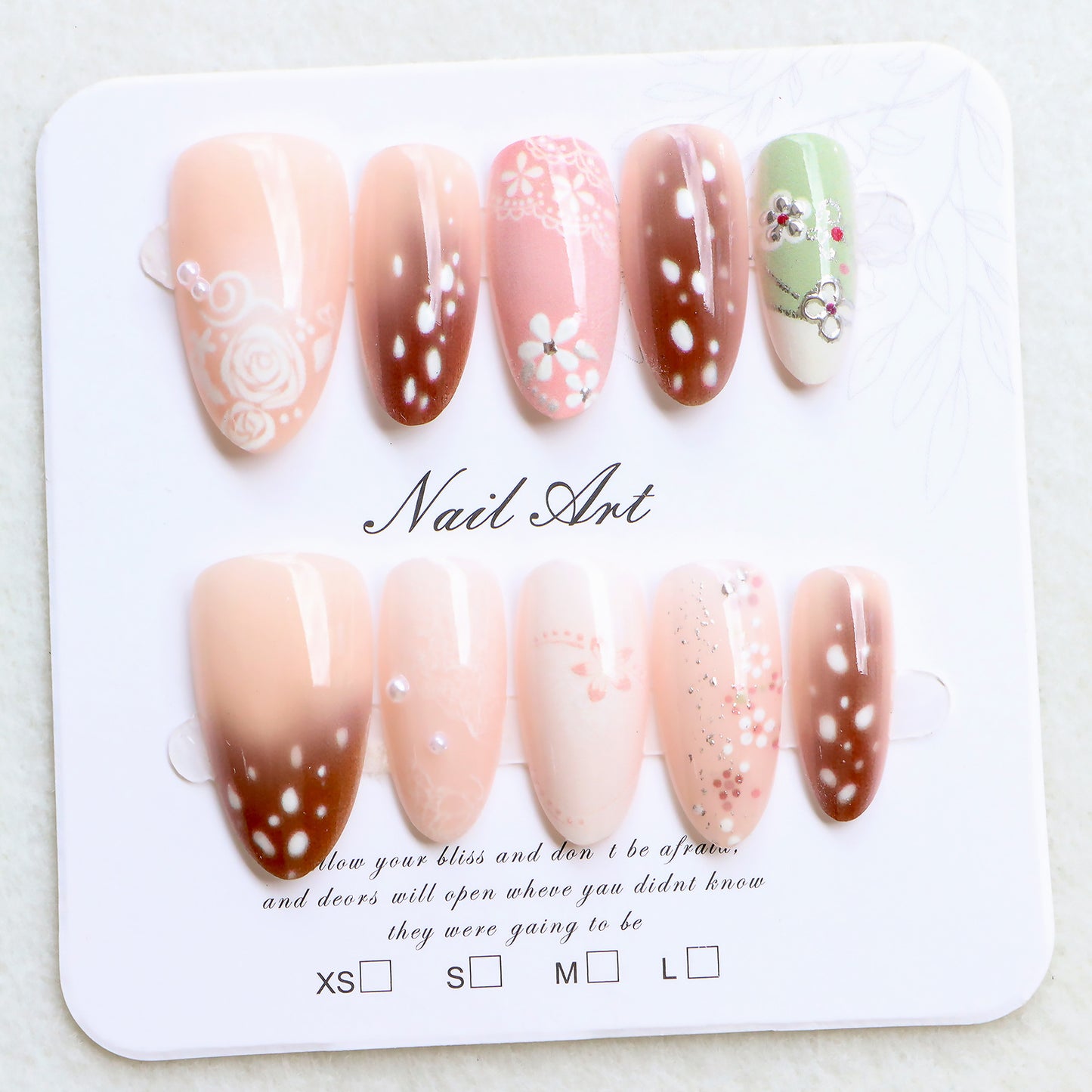 Künstlerische Blumeneid-Nagelkollektion Brehn