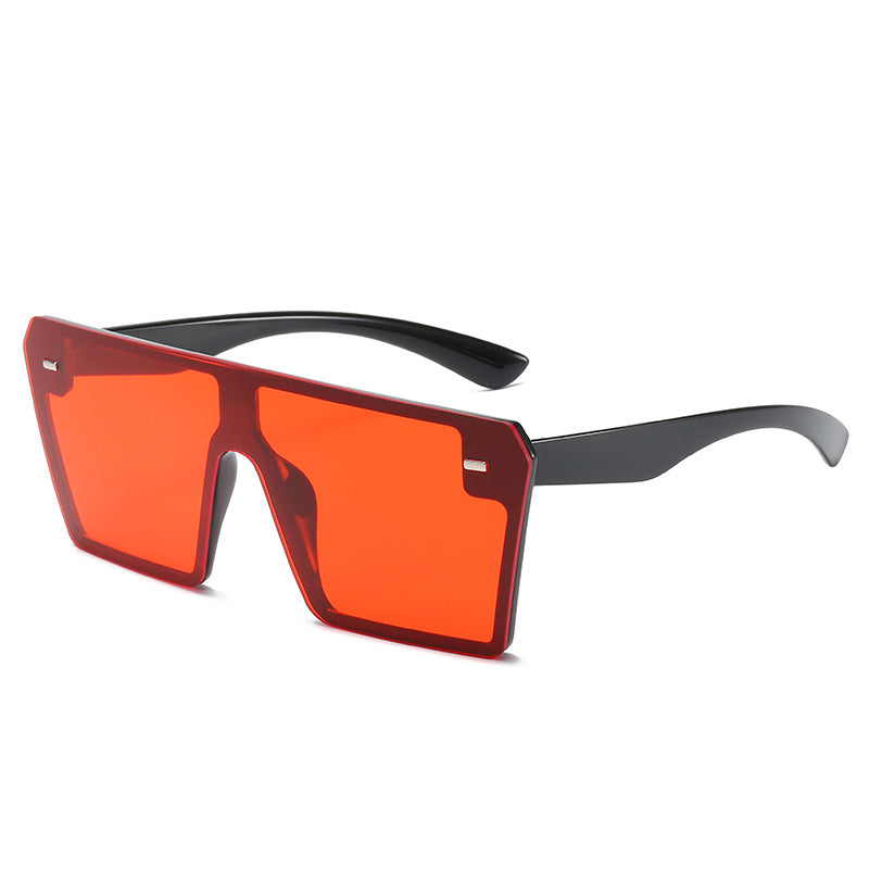 Damen Oversized Sonnenbrille im futuristischen Design Brehn