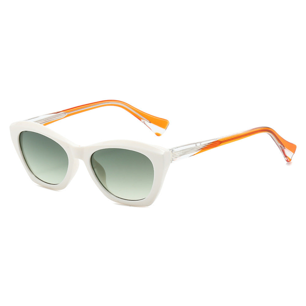 Damen Cat-Eye Sonnenbrille mit transparenten und farbigen Details Brehn