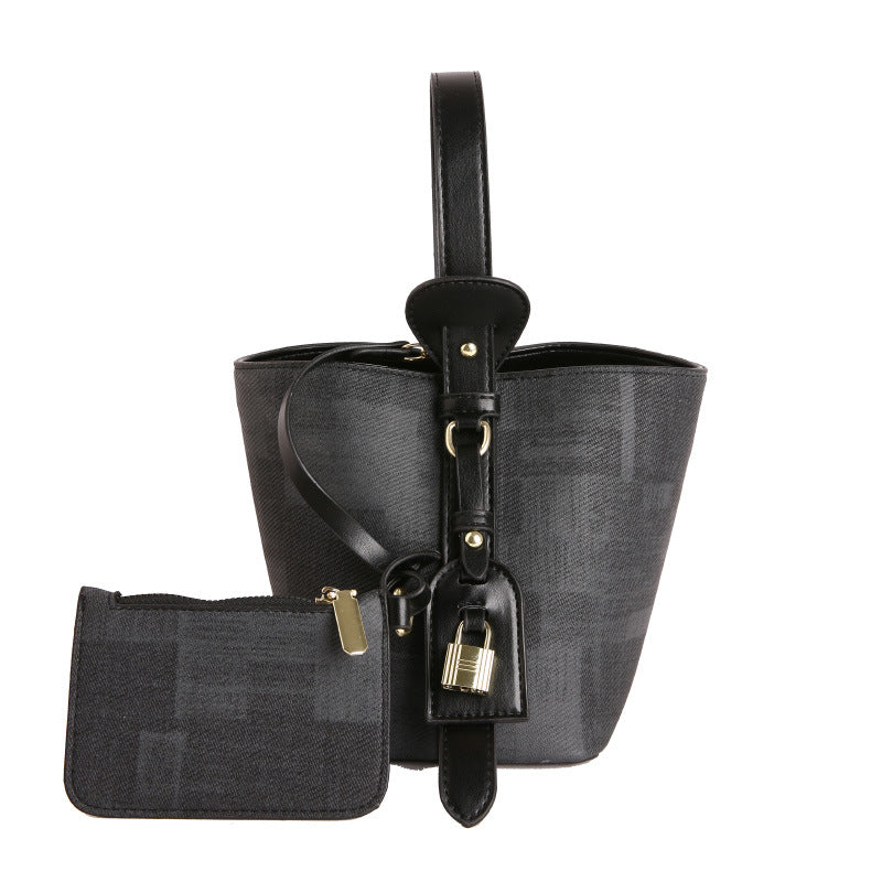 Elegante Strukturierte Bucket Bag