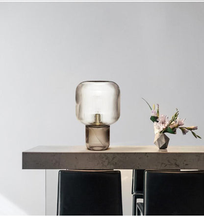 Elegante Glas Rippentischlampe