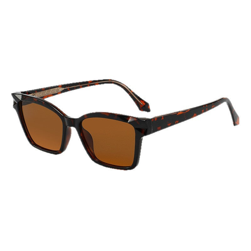 Damen Sonnenbrille im trendigen, geometrischen Design Brehn