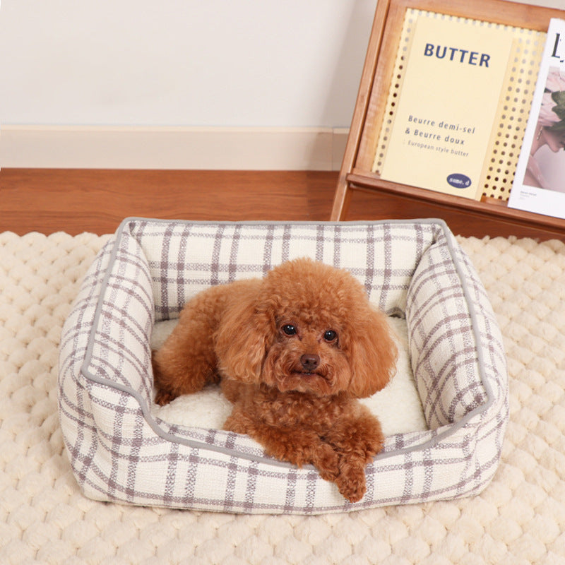 Gemütliches Plaid Hundebett