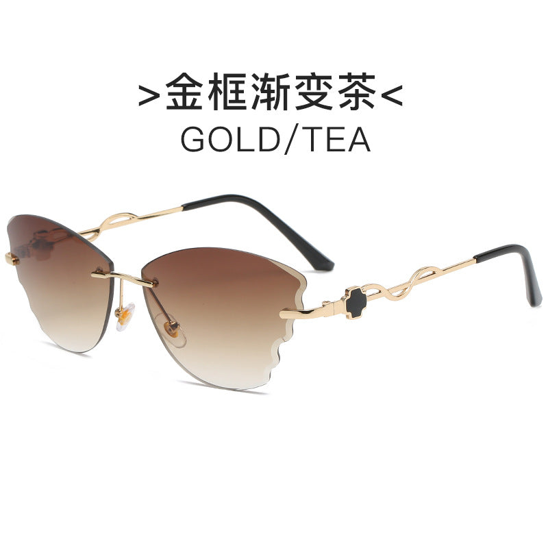 Damen extravagante Cat-Eye Sonnenbrille mit goldenen Akzenten Brehn