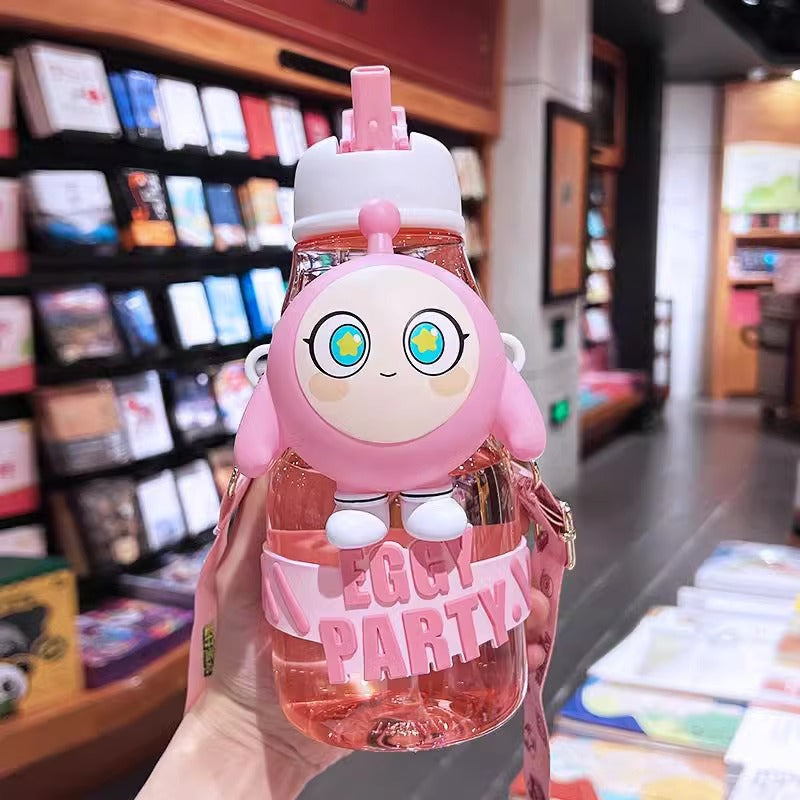 Damen Trinkflasche mit interaktivem Design und stylischem Charakterelement Brehn