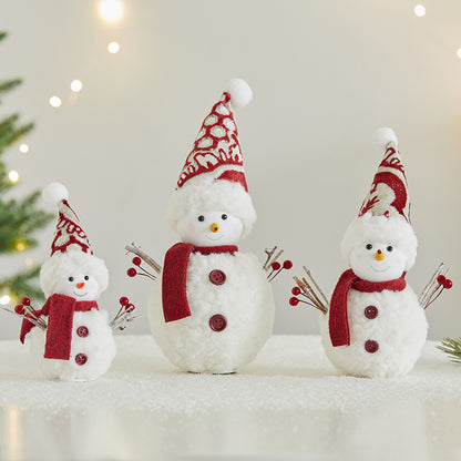 Verspielte Plüsch-Schneemann-Figur