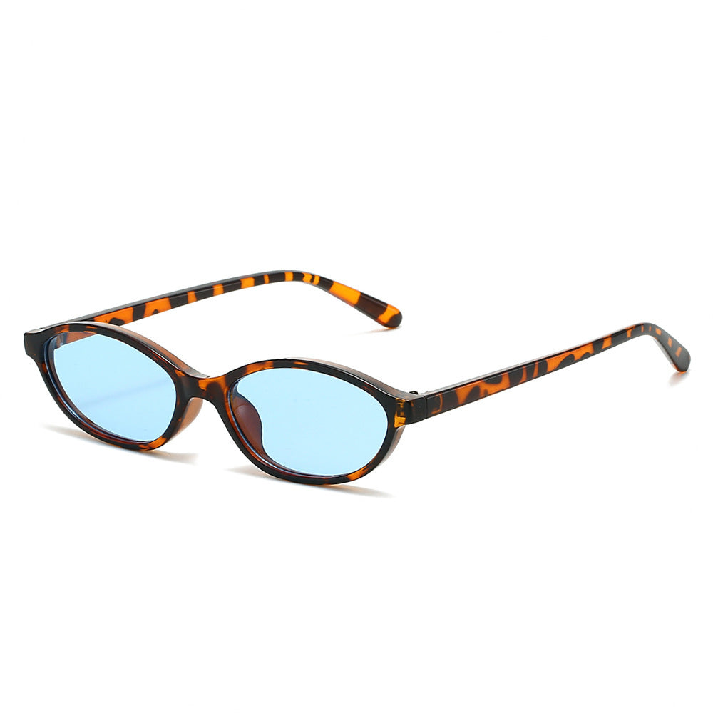 Retro-inspirierte schlanke ovale Sonnenbrille Brehn