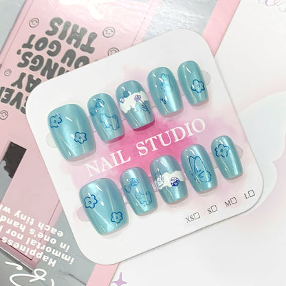 Kunstvolle Künstliche Nägel mit Blumen-Design Brehn