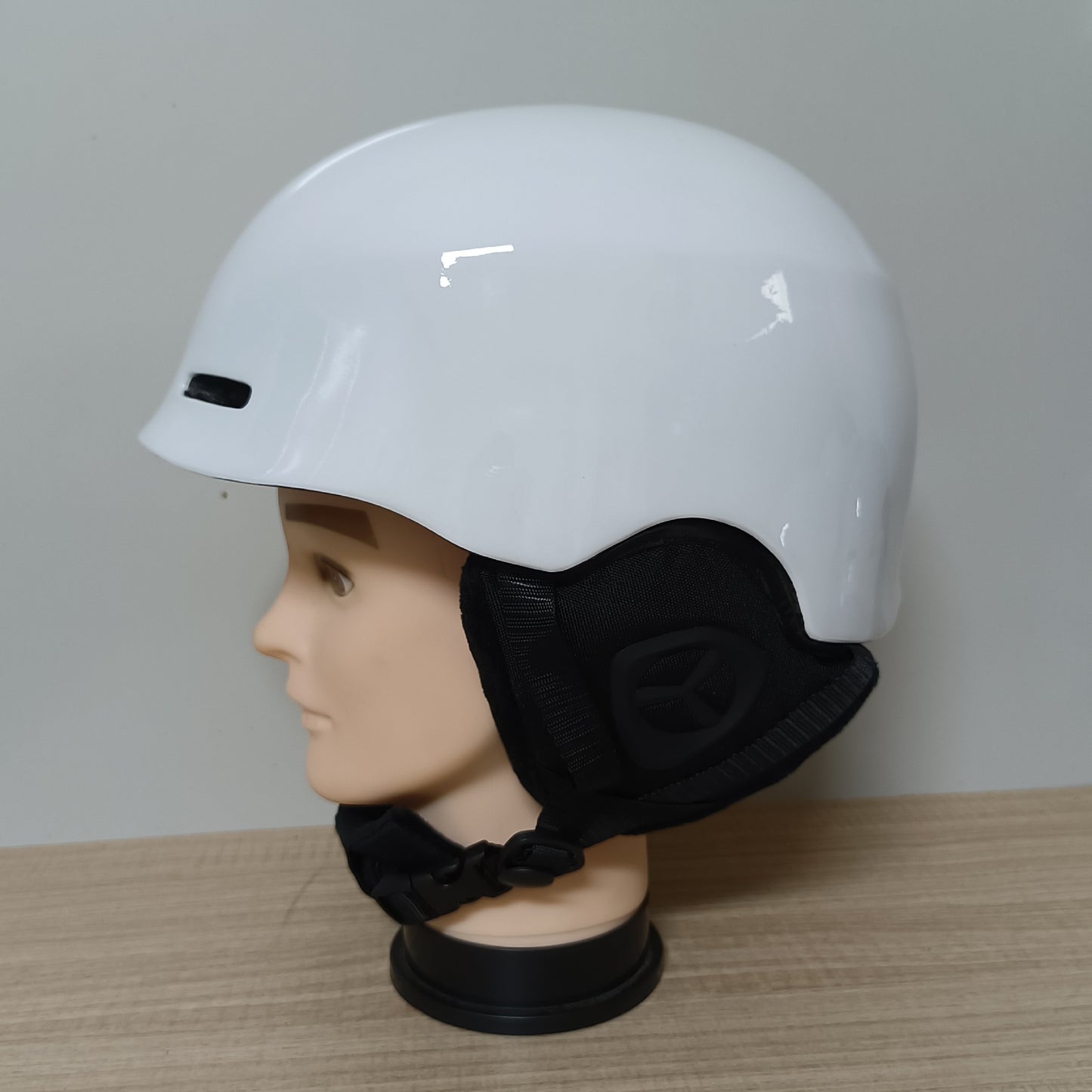 Schutz Snowboard Helm Brehn