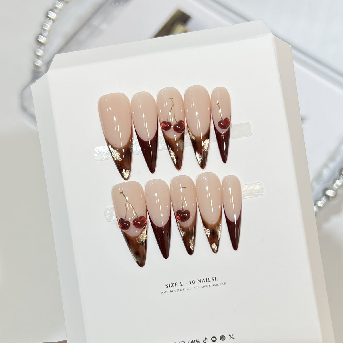 Künstlerisches Floral Design Stiletto Druck-Nagelset Brehn