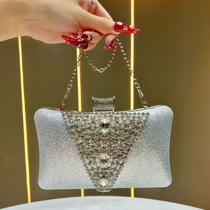 Glamouröse Strass-besetzte Abendtasche