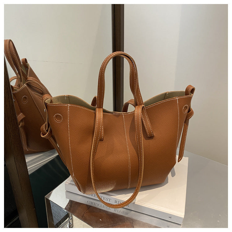 Texturierte Leder Alltags-Tote-Bag Brehn