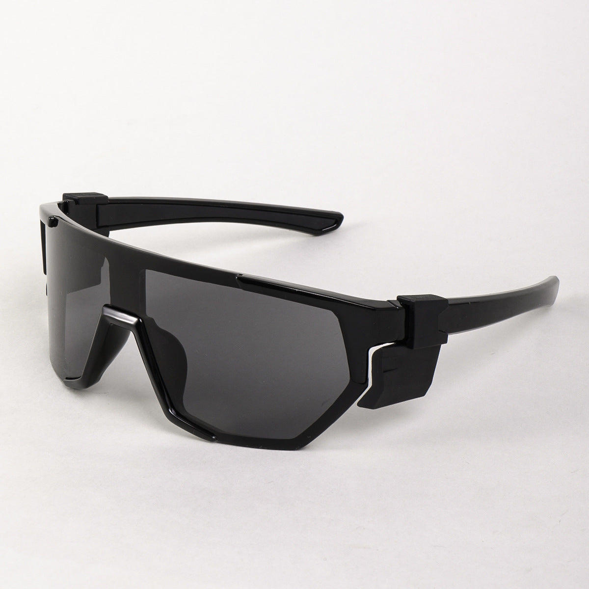 Damen Sportsonnenbrille im modernen futuristischen Design mit polarisierenden Gläsern Brehn
