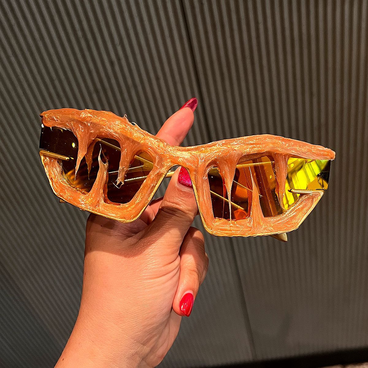 Damen Futuristische Sportsonnenbrille mit außergewöhnlichem Einhorn-Design Brehn