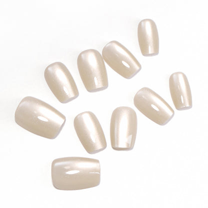Nagelverlängerungen im eleganten Look Brehn