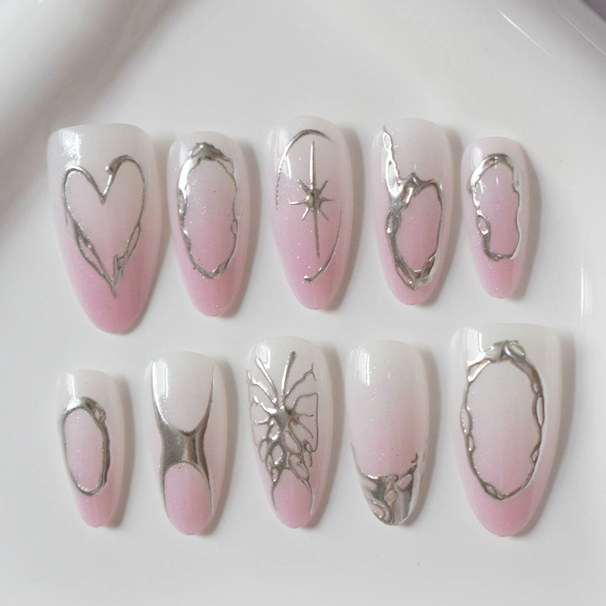 Premium Dekorative Nagelspitzen Brehn