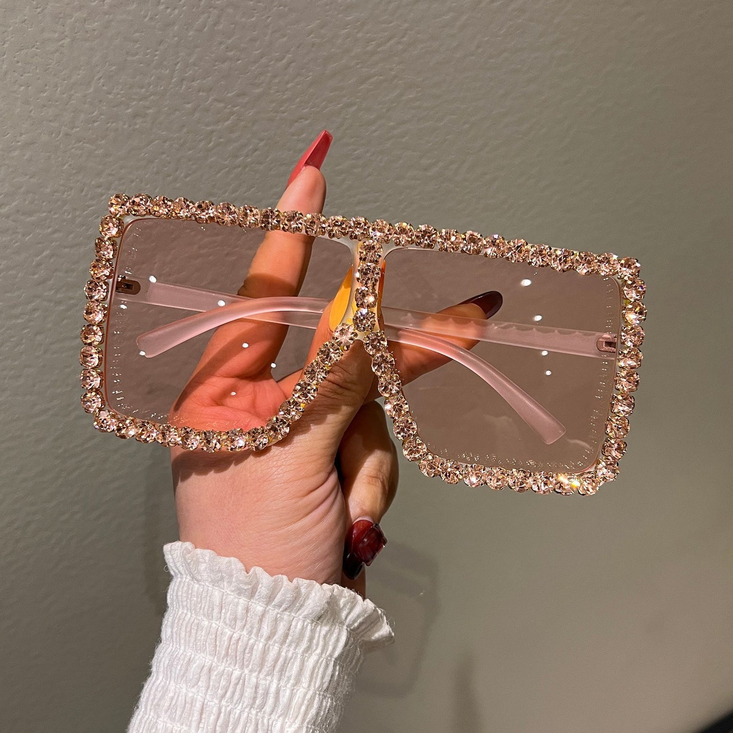 Damen Oversized Sonnenbrille mit funkelndem Strassrahmen Brehn