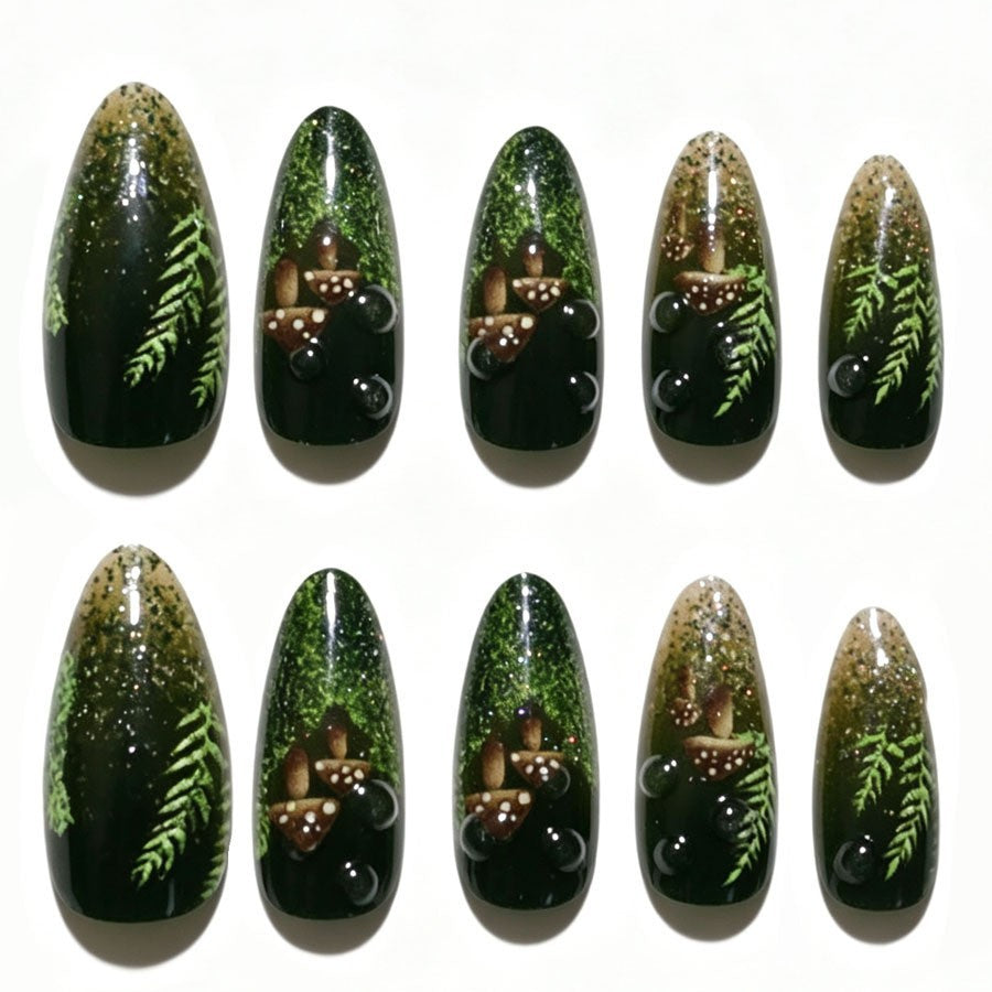 Kunstnagelset mit glamourösem Moos-Design Brehn
