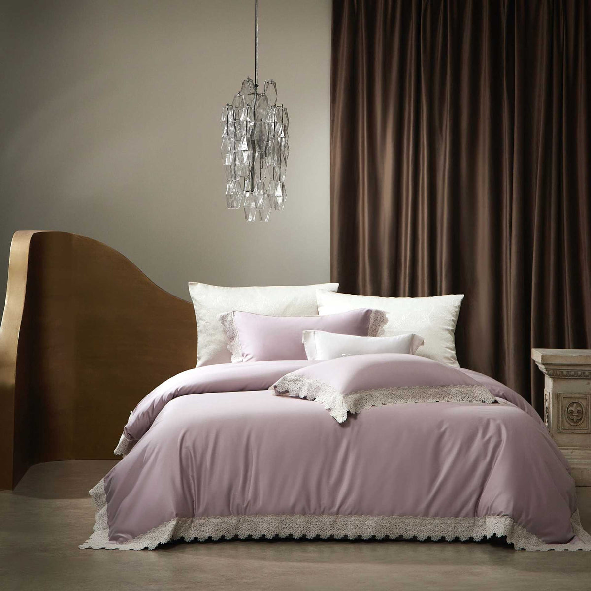 Luxuriöses Satin-Bettwäsche-Set mit Spitzenbesatz