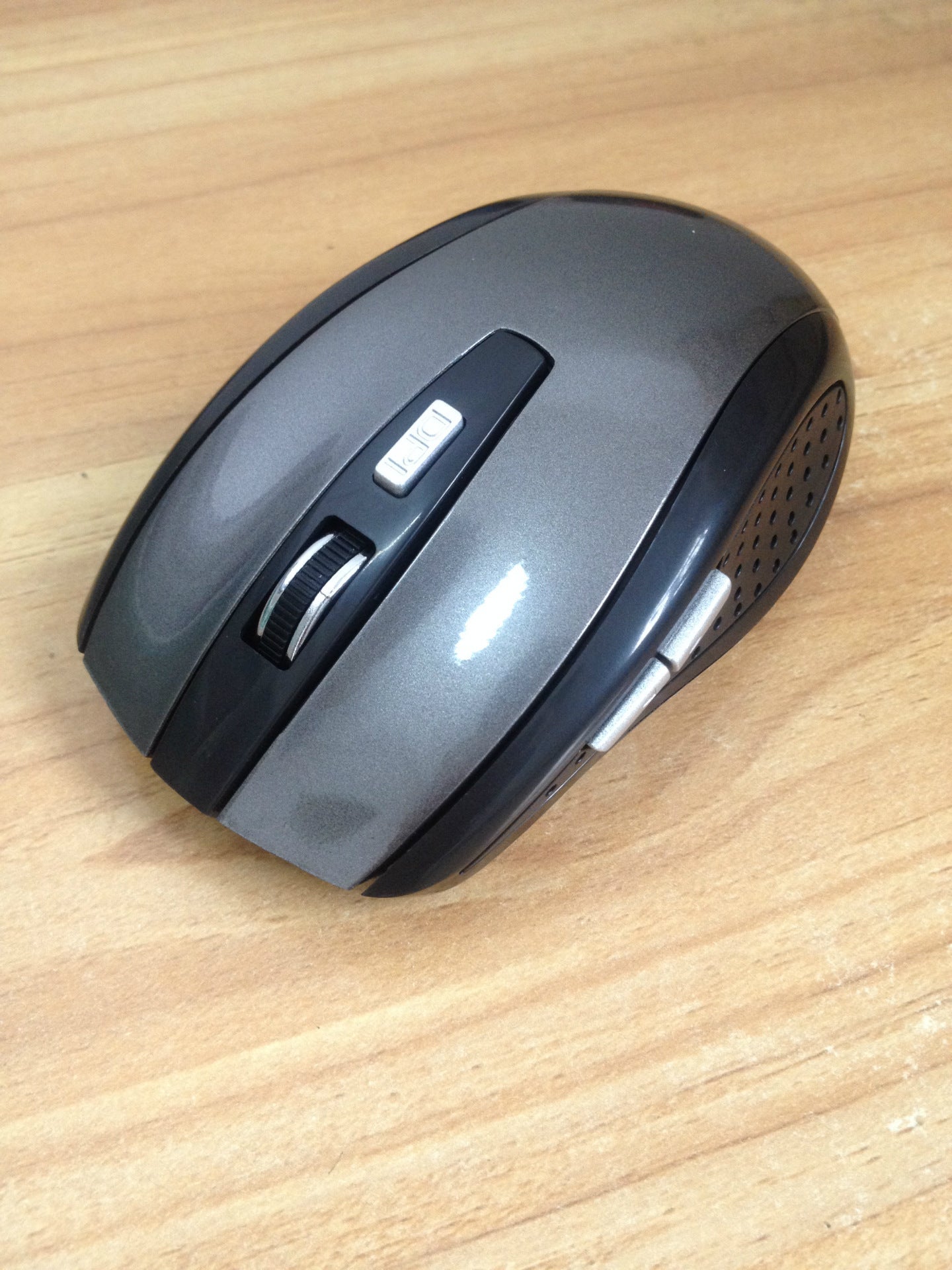 Ergonomische Kabellose Computermaus mit Anpassbarem Dpi Brehn
