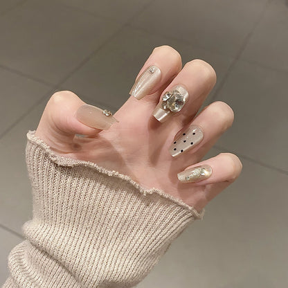 Elegante Lange Press-On Nägel Set mit Künstlerischen Spitzen Brehn