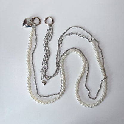 Elegante Perlen- und Kettenhalskette Brehn
