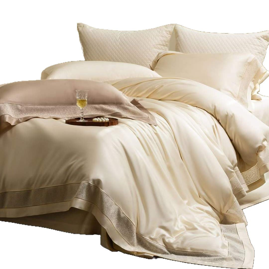 Luxuriöses Satin-Bettwäsche-Set mit spitzenbesticktem Rand und gesteppten Kissenbezügen