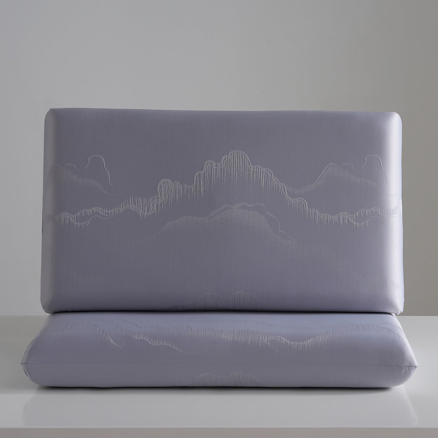 Ergonomisches Luxuskissen mit Sanfter Hautpflege-Technologie Brehn