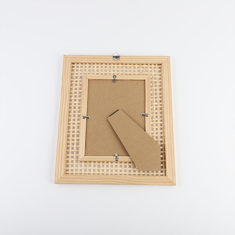 Kunstvoller Bilderrahmen Im Rattan-Design Brehn