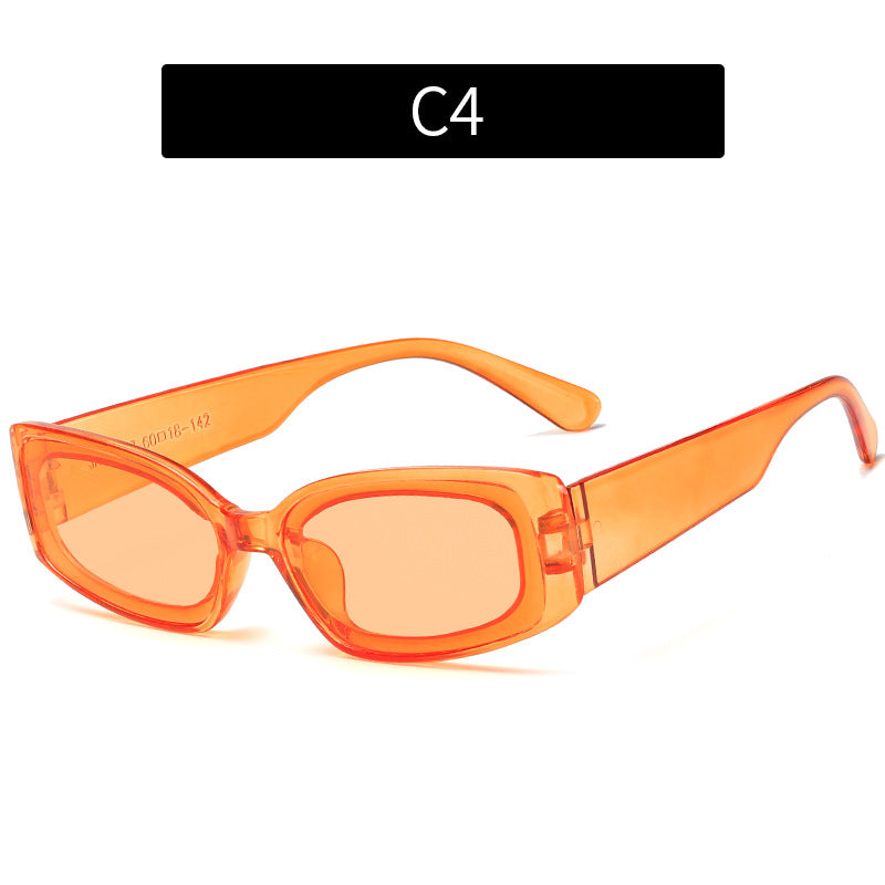 Retro-inspirierte transparente Sonnenbrille