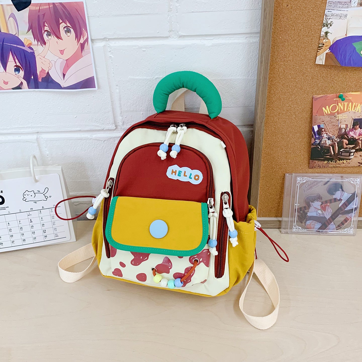Freizeit-Rucksack mit Bunten Applikationen und Kreativem Design Brehn