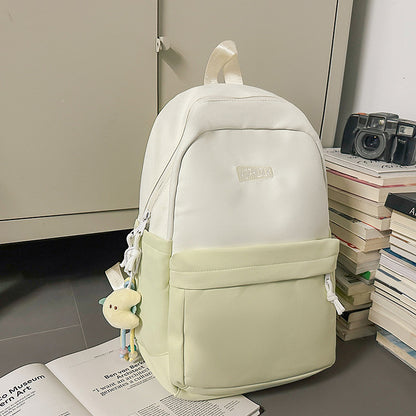 Vielseitiger lässiger Rucksack mit süßem Schlüsselanhänger Brehn