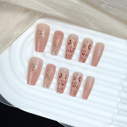 Premium Elegantes Nagelkunstdesign Brehn