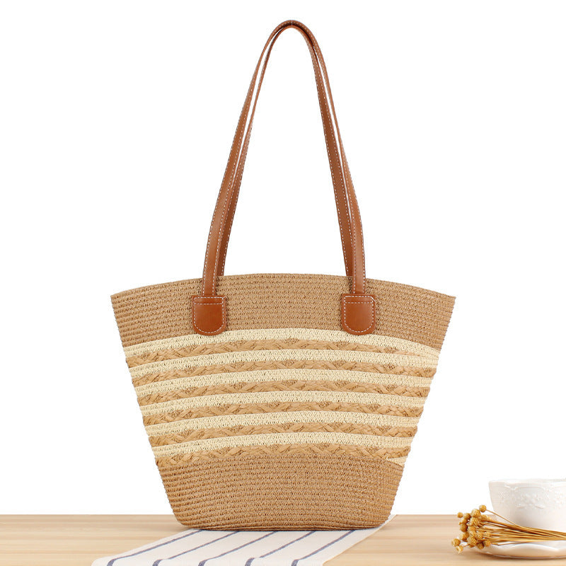 Elegante Strohtasche mit Attraktiven Ledergriffen Brehn