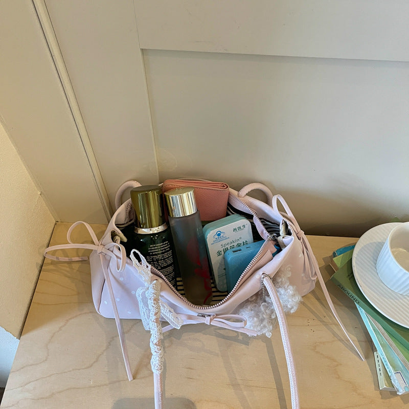 Niedliche Punkte-Handtasche