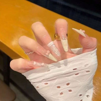 Künstlerische lange Stiletto Nägel