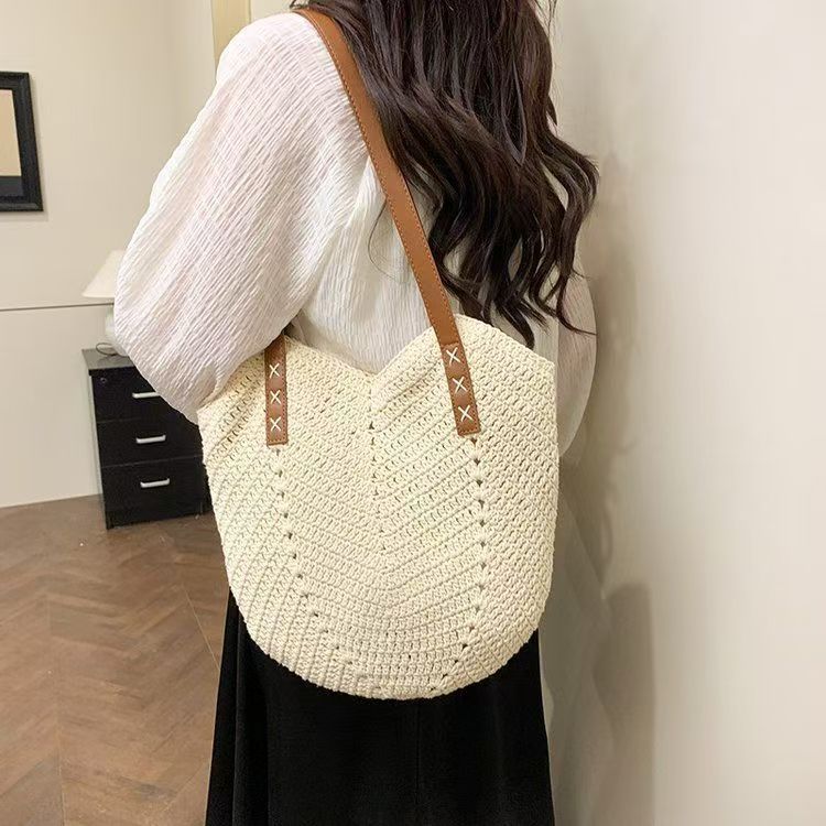 Handgefertigte Tasche Aus Natürlichem Material Brehn