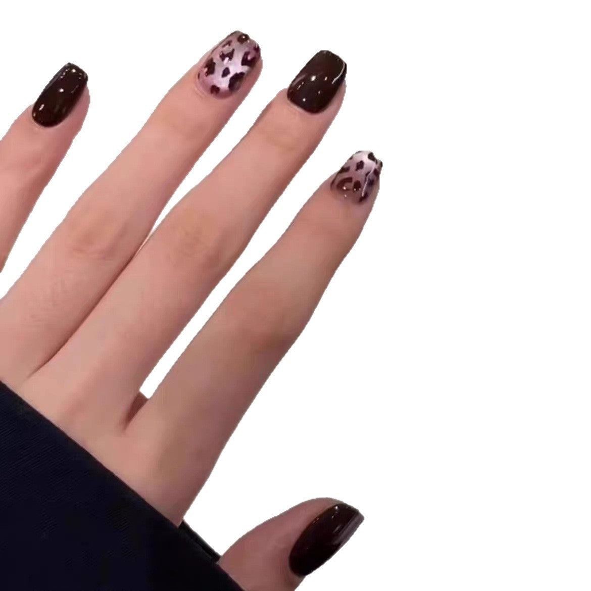 Elegante und Trendige Nagelset Brehn