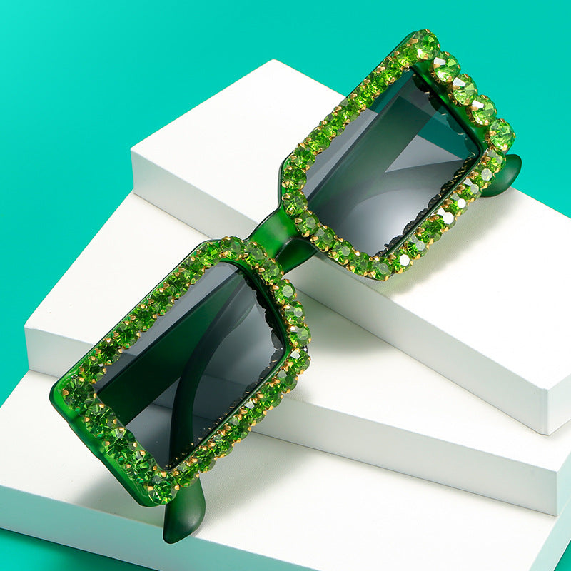 Damen modische Sonnenbrille mit glitzernder Rahmenverzierung Brehn