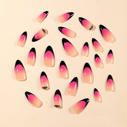 Ornate Ombré Stiletto Nagelkunst Brehn