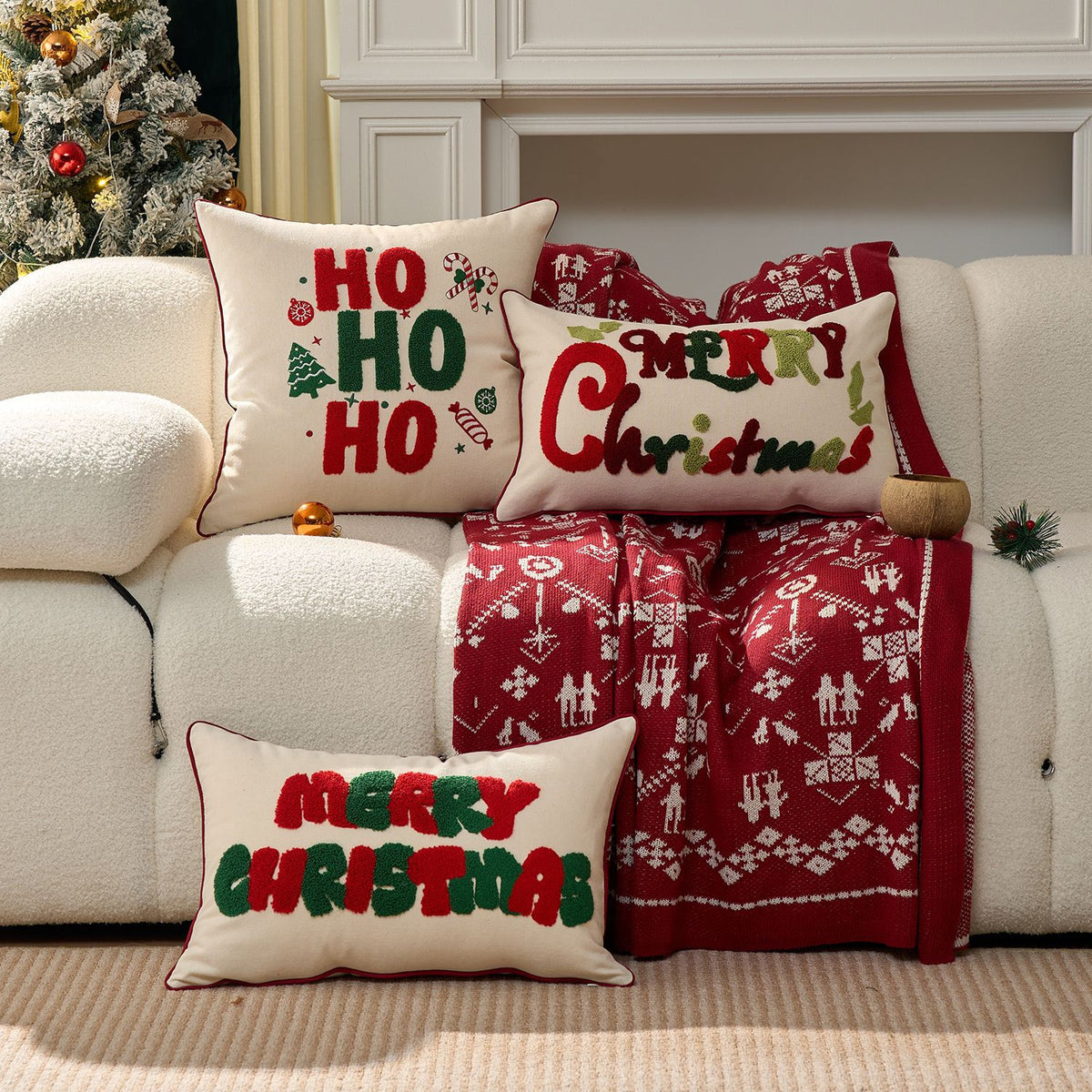 Festlicher getufteter Chenille Merry Christmas Nackenstützkissen