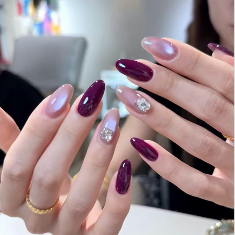Elegantes Stiletto-Nagelkunst-Set mit funkelnden Akzenten Brehn