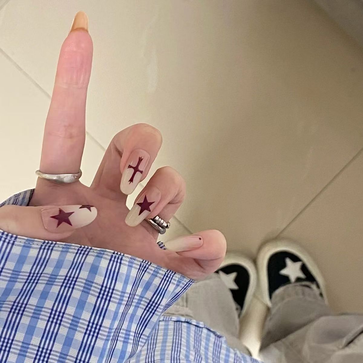 Sternen-Themen Nagelkunst Stil Brehn