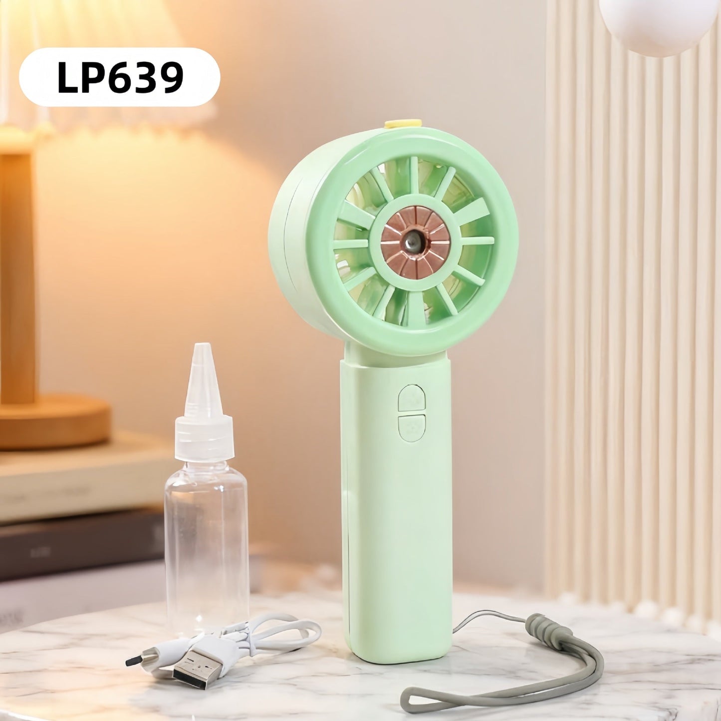 Frauen Tragbarer Mini Nebelventilator mit USB-Anschluss Brehn