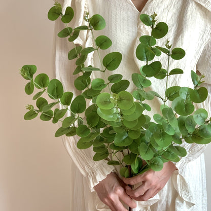 Lebensechte Eukalyptus Pflanzenarrangement
