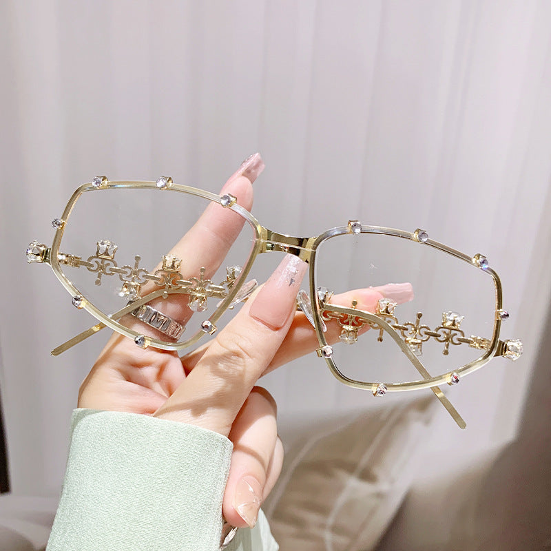 Damen Designer-Brille mit glamourösem Akzent und funkelnden Glitzersteinen Brehn