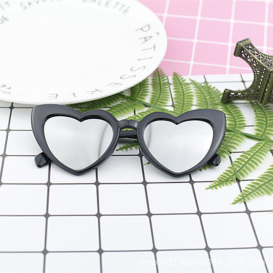 Damen Herzförmige Sonnenbrille mit hochwertigem UV-Schutz und stylischem Design Brehn