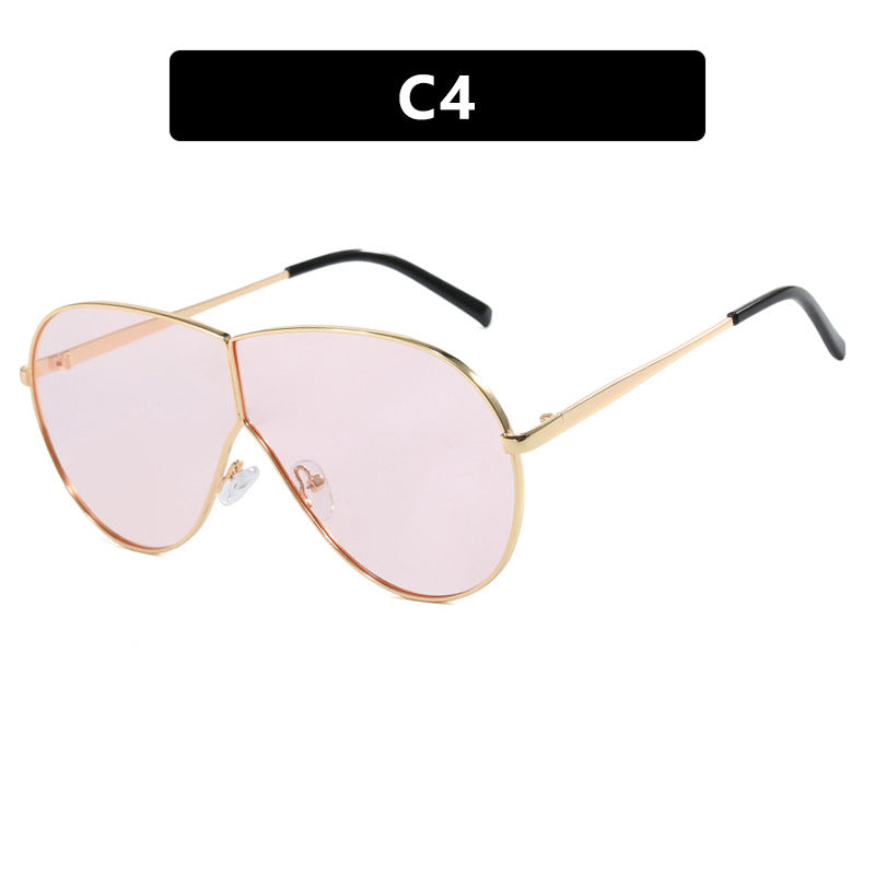 Damen Pilotensonnenbrille mit elegantem goldenen Rahmen und blauen Gläsern Brehn